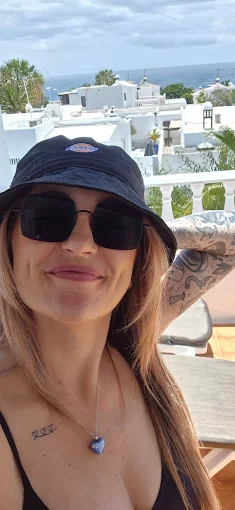 Kayleigh, founder of Peaches Laser Clinic